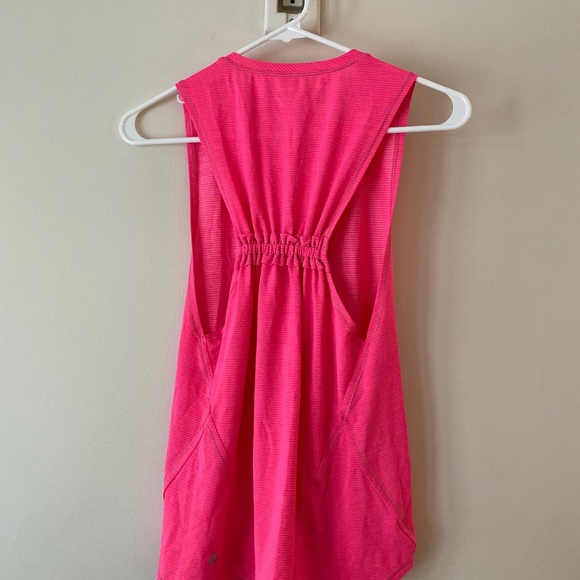 RARE | LULULEMON A Cinch Tank - Picture 8 of 8